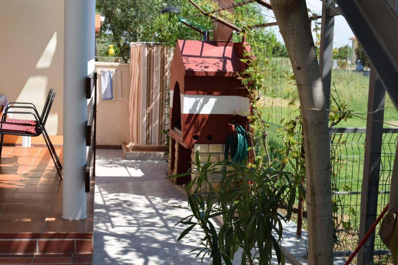 Apartmani Veronika Nin Bagian luar foto