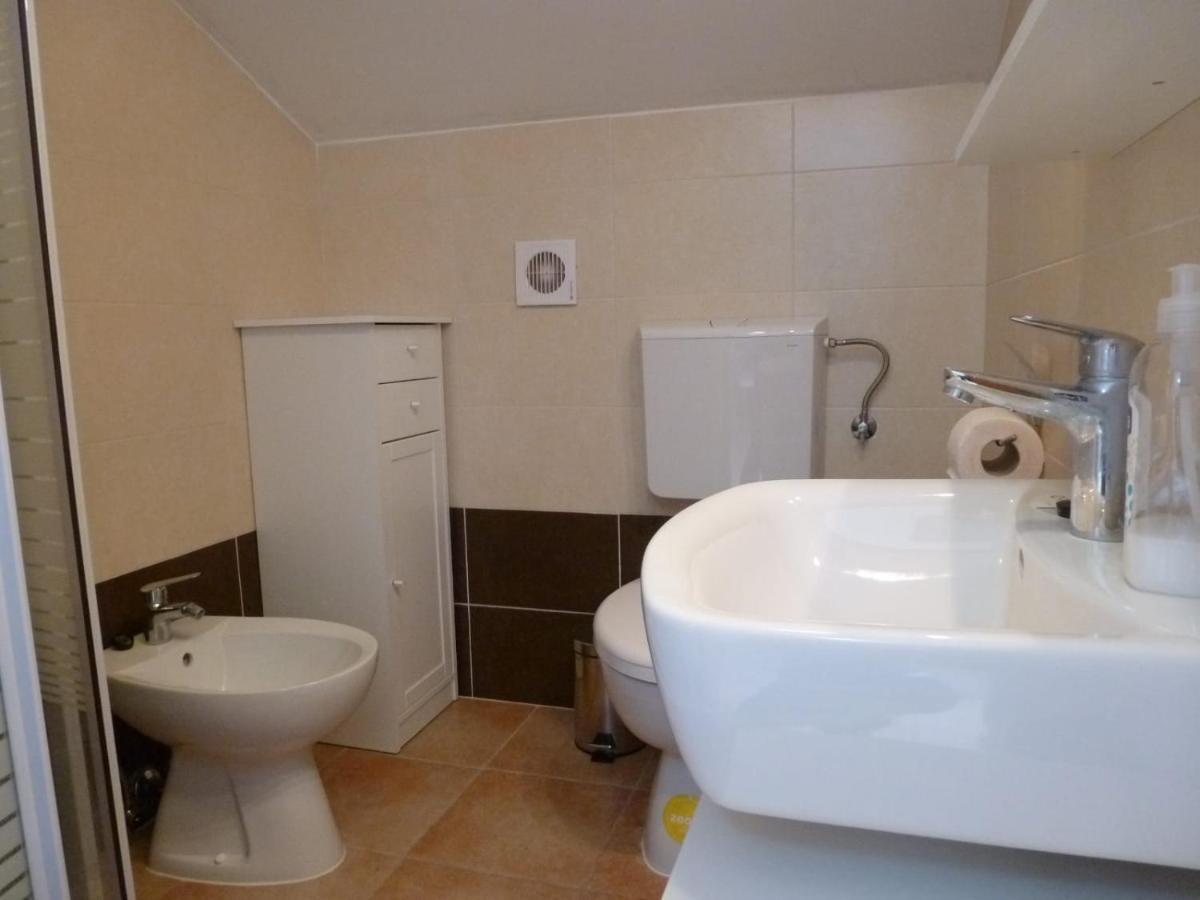 Apartmani Veronika Nin Bagian luar foto